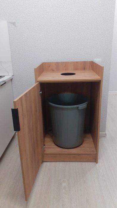 Шкафы в отличном состояний.