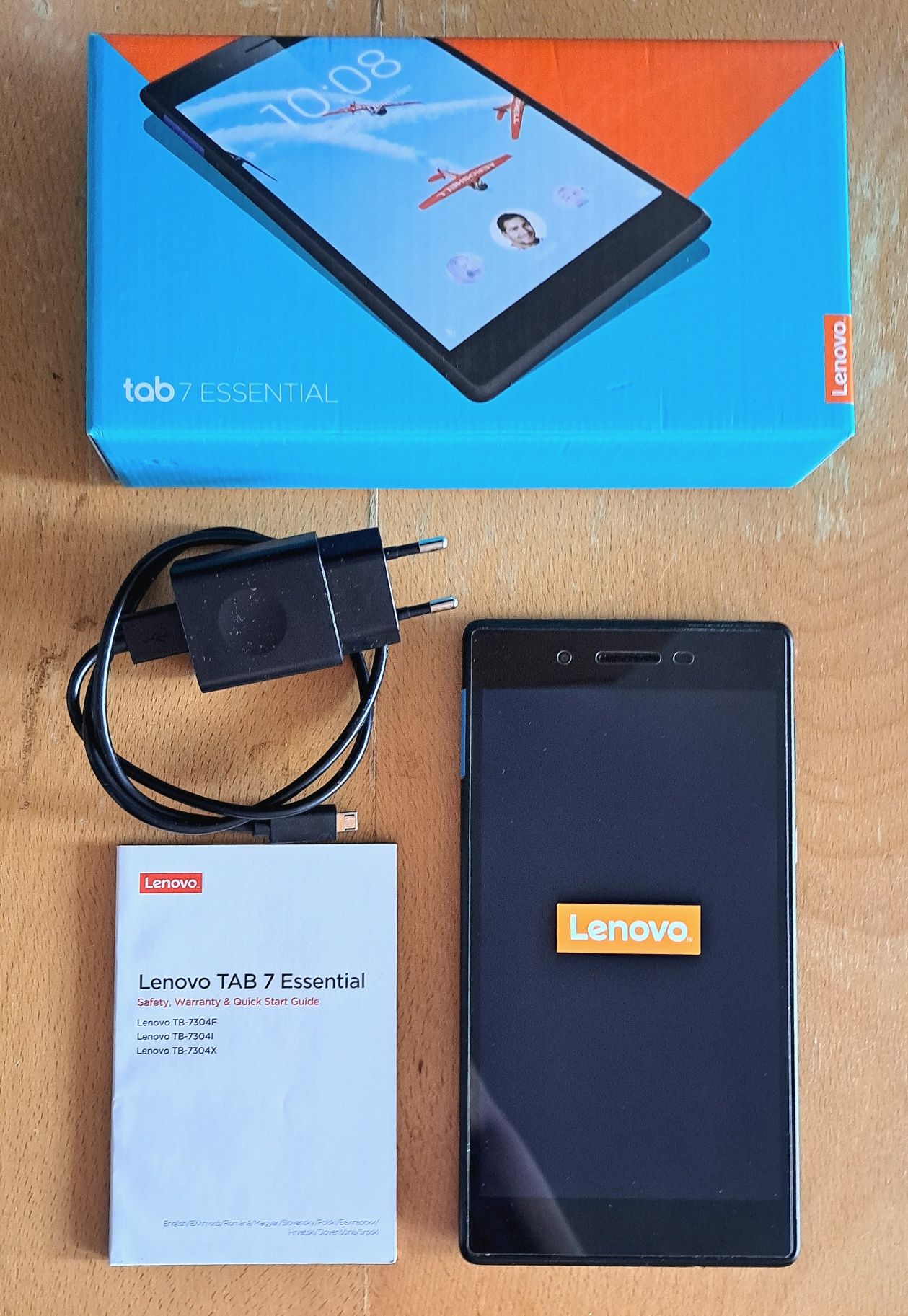 Таблет Lenovo TAB 7 Essential TB-7304X