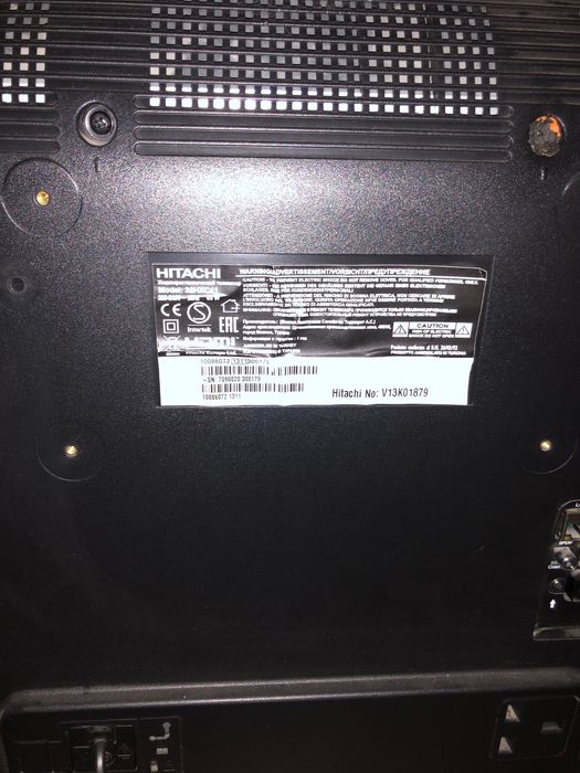 Телевизор / Hitachi / Суб-Буфер / Logitech