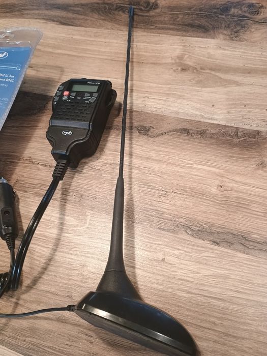 Antena 48 cm,talpa magnetica,cablu 4 m subțire