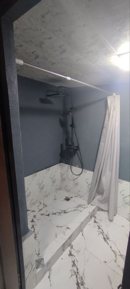 Яккасарай район. Участок 2 х комнатная 350$