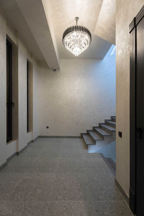 Продается нежилое помещение под офис 542кв