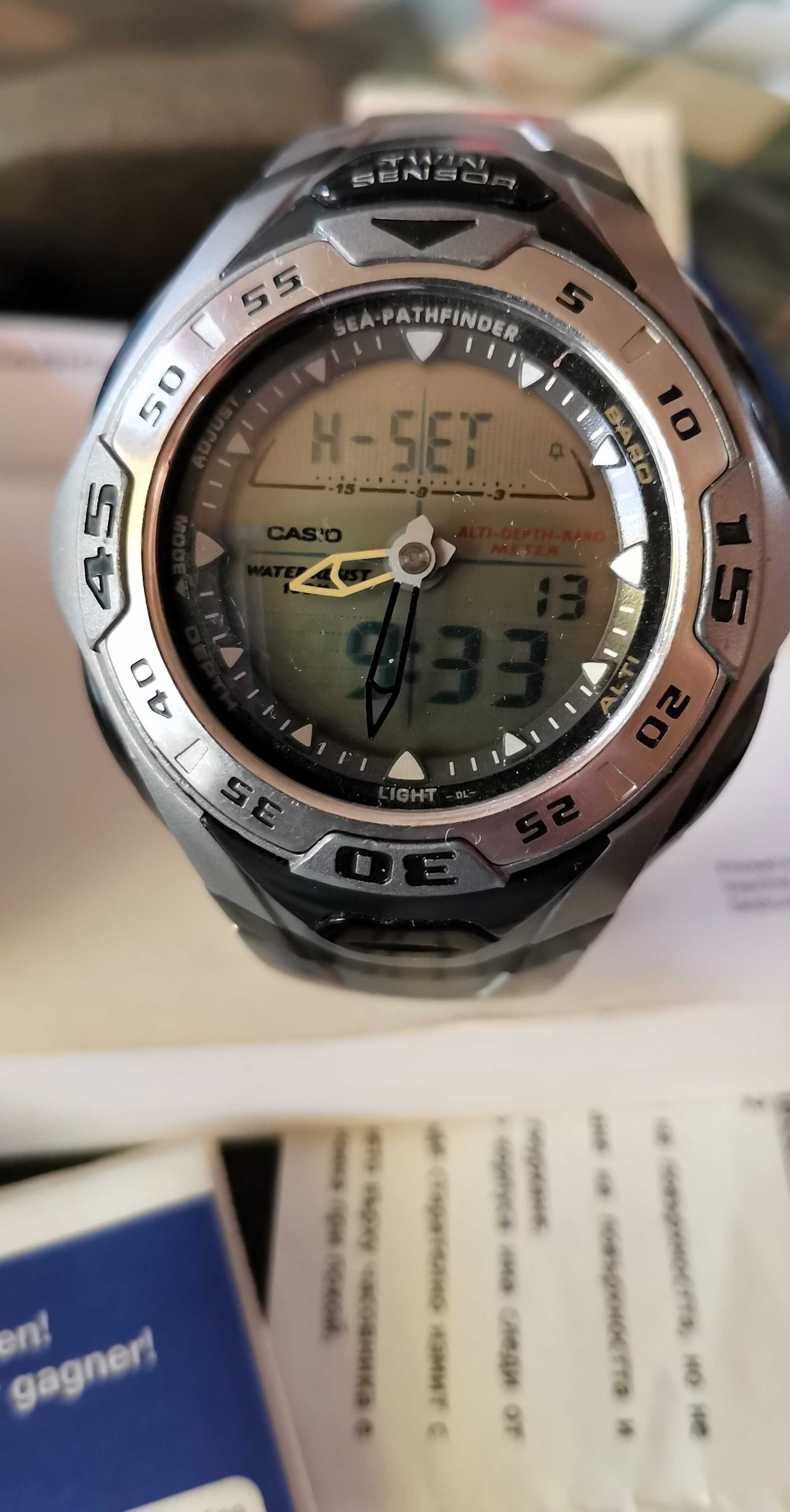Часовник Casio Sea-Pathfinder SPF-60D с Верижка от Неръждаема Стомана