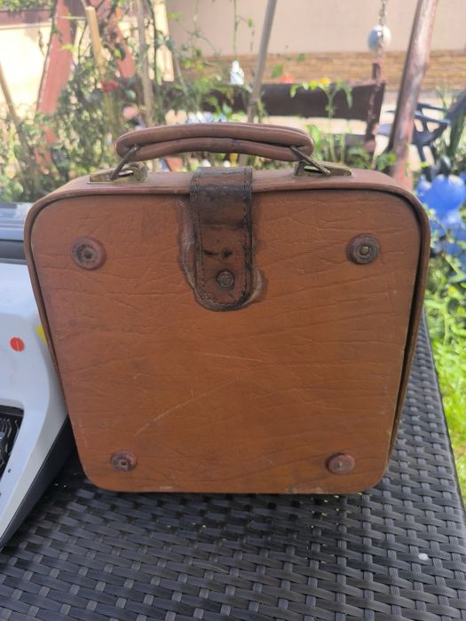 Mașină de scris vintage Hermes Baby