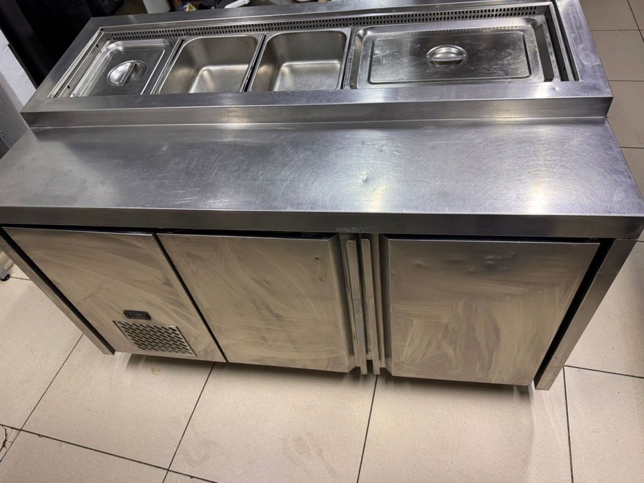 Холодный стол для пиццы, салатов