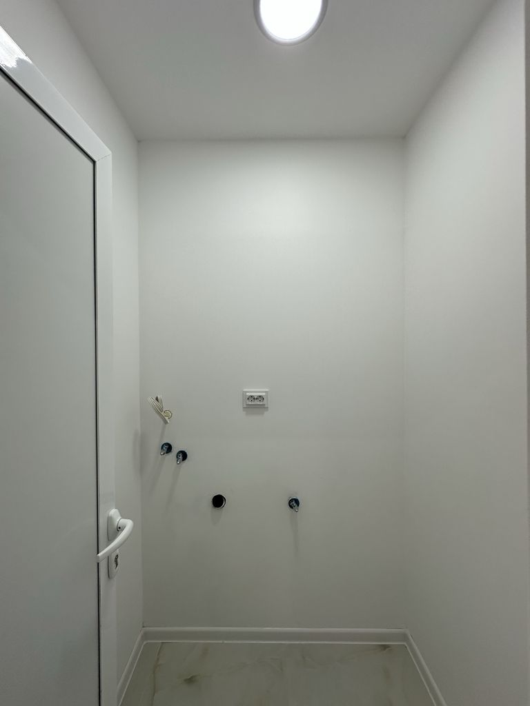 Продава се Двустаен апартамент в Разград, Варош - 60 кв.м за 1522 €/кв.м - Снимка #9