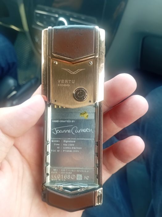 Vertu S-054849..