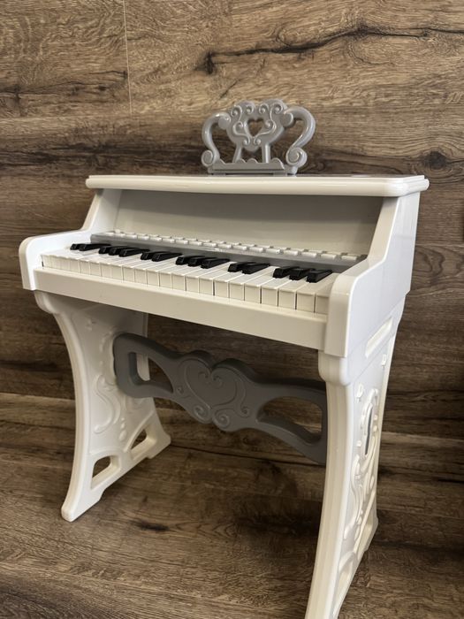 Детско музикално пиано