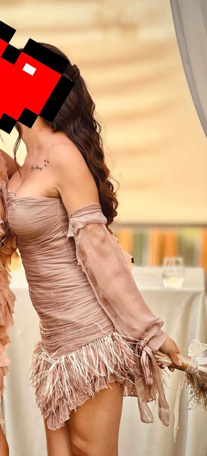 Rochie andreea veneciuc