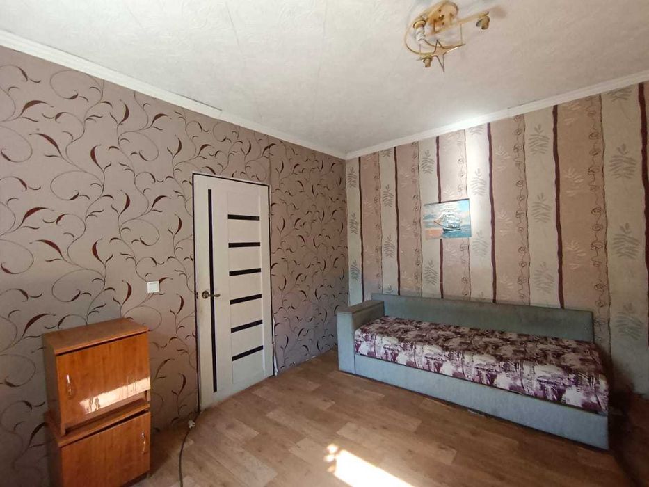 Продаю часть одноэтажного дома, в городе, район начала улицы Гоголя.