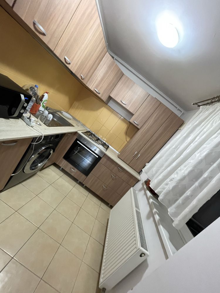 Proprietar inchiriez ap 2 camere Rin Confort Park cu loc de parcare