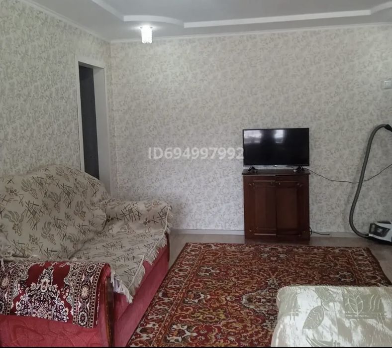 СРОЧНО ПРОДАМ два дивана И кресло вместе!