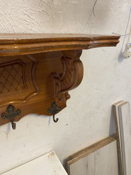 Закачалка масив дърворезба