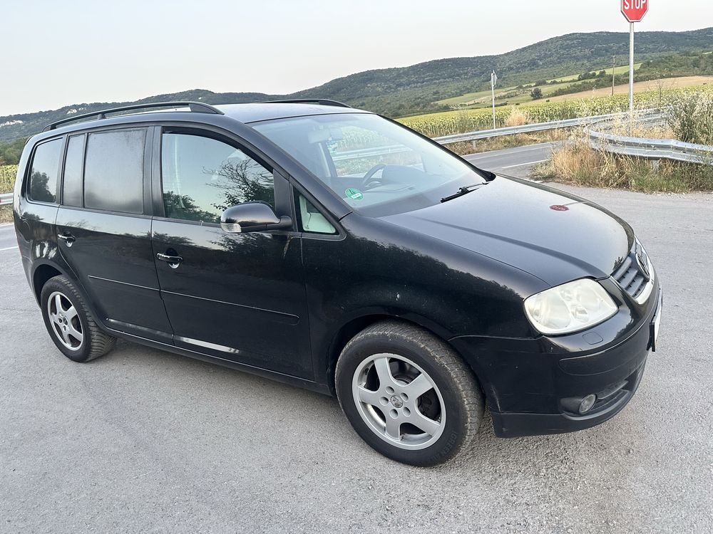 Vw touaran туаран 2.0 140 коня