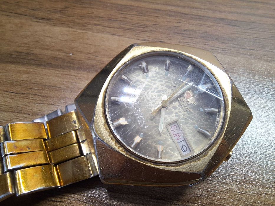 Часовници - Fossil, Orient, Daniel Klein, Daniel Hechter, Oozoo