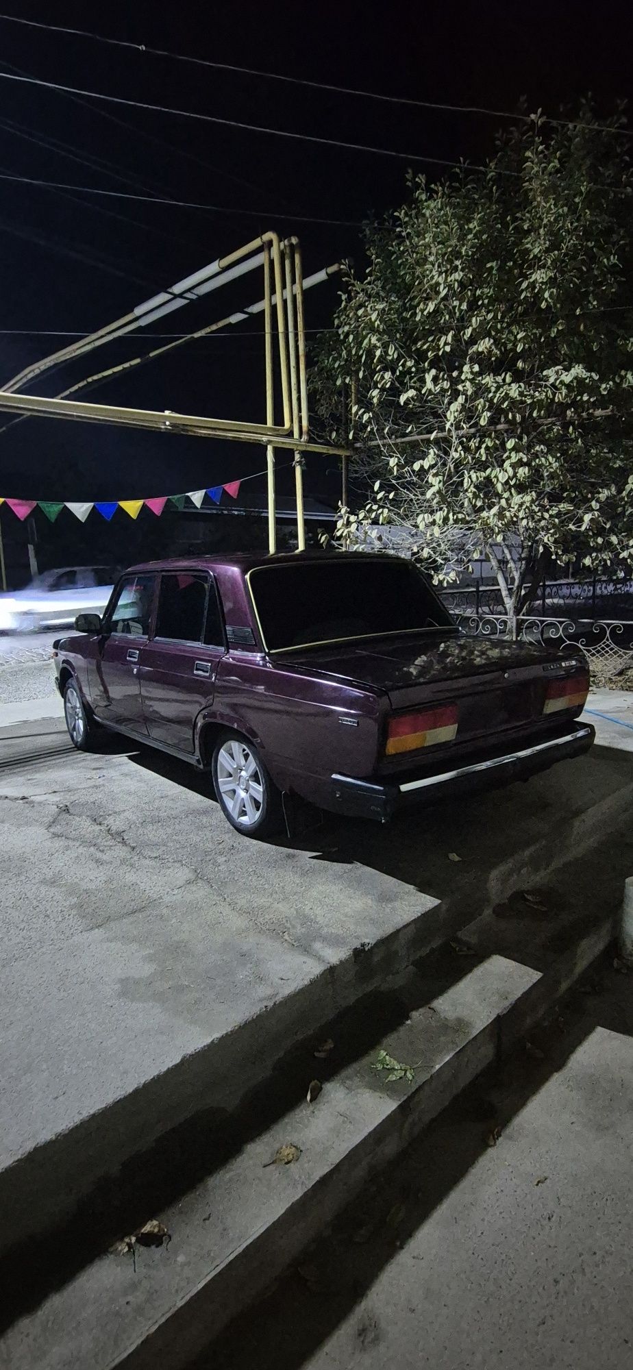Vaz 2107 sotiladi