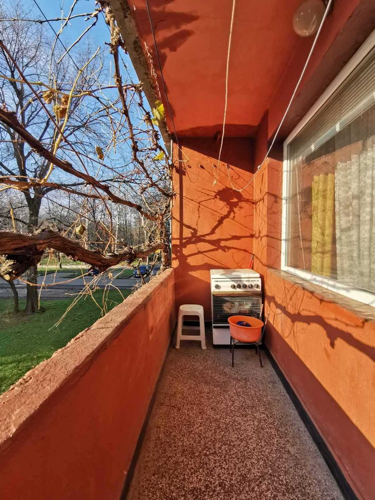 Продава се Тристаен апартамент в Русе, Алеи Възраждане - 85 кв.м за 1636 €/кв.м - Снимка #15