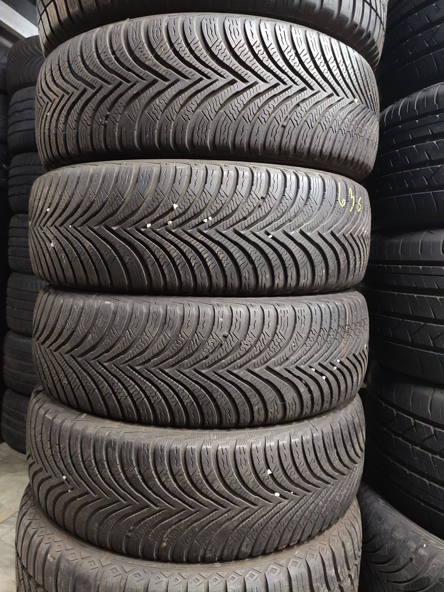 Гуми 205 60 16 - Michelin