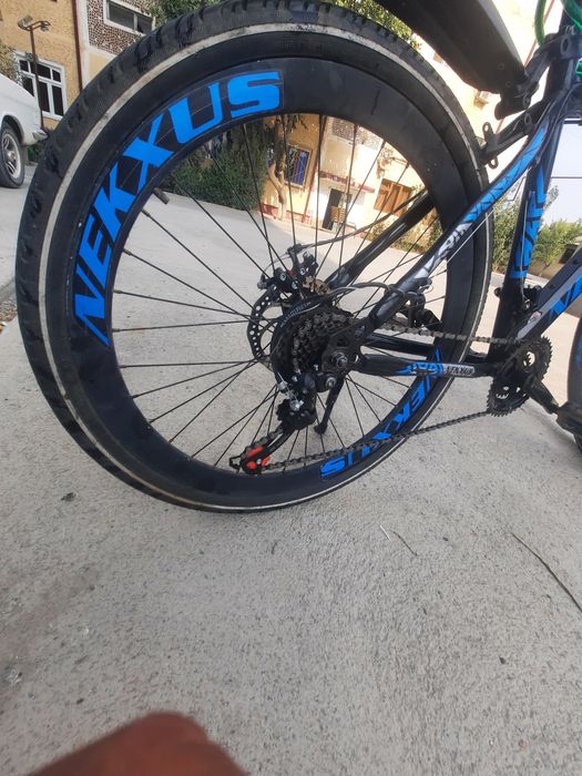 Moshina olganligim sababli sotyapman.hamma joyi yangi