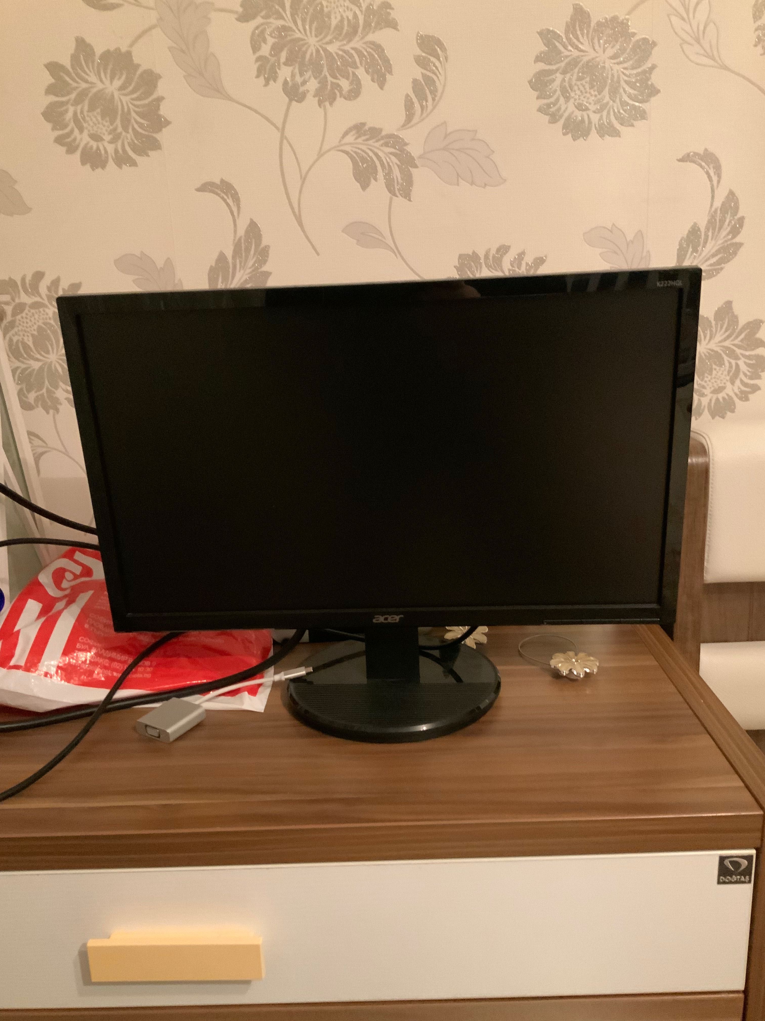 Монитори ACER V226HQL - 2 броя налични