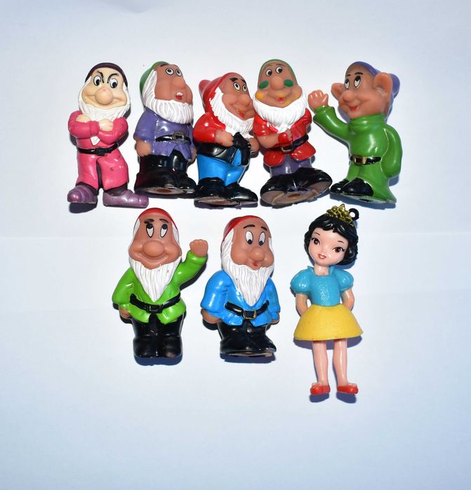 Играчки Снежанка и Седемте Джуджета Стари Колекционерски Фигурки