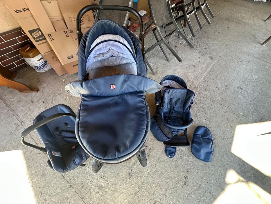 Carucior Tutek 3 in 1 din piele , calitatea I