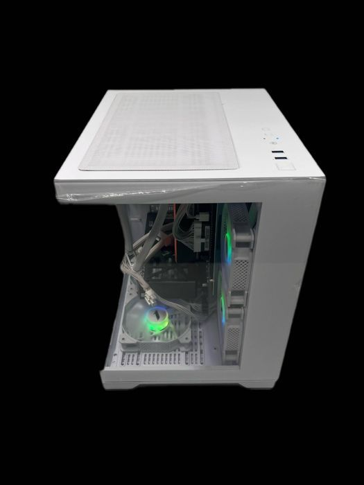 Sistem Gaming CORE TWO - Ryzen 5 5600X, 32GB RAM, SSD 1TB și RTX 5050