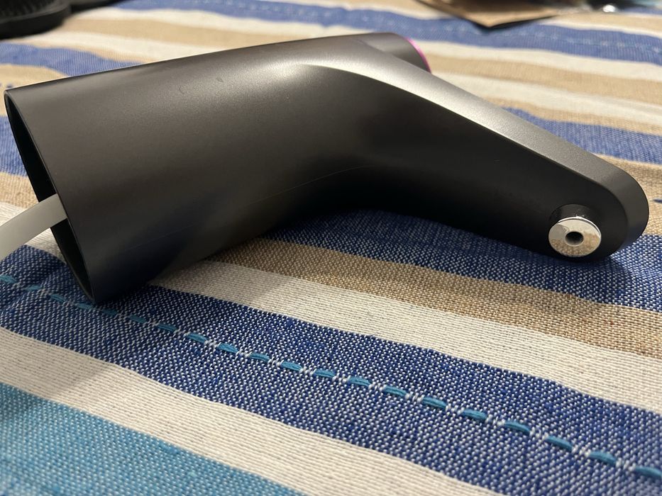 Robinet electric pentru bidonul de apa