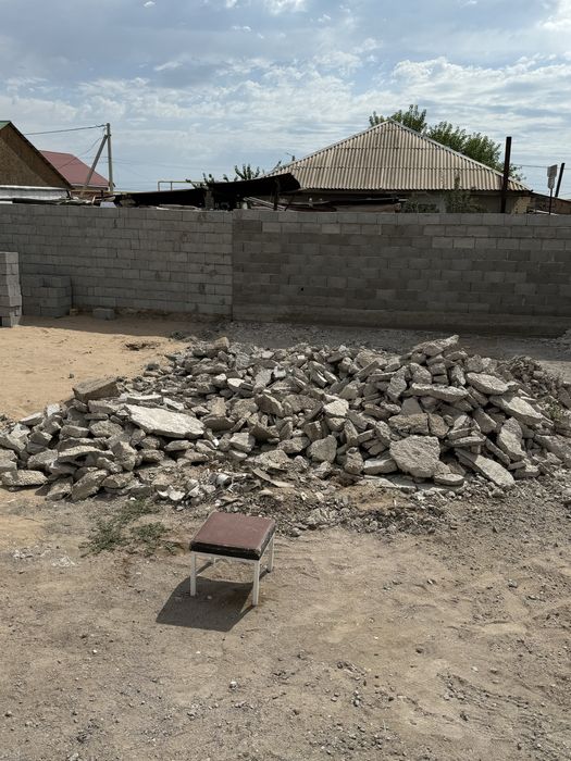 Сломанные куски бетона