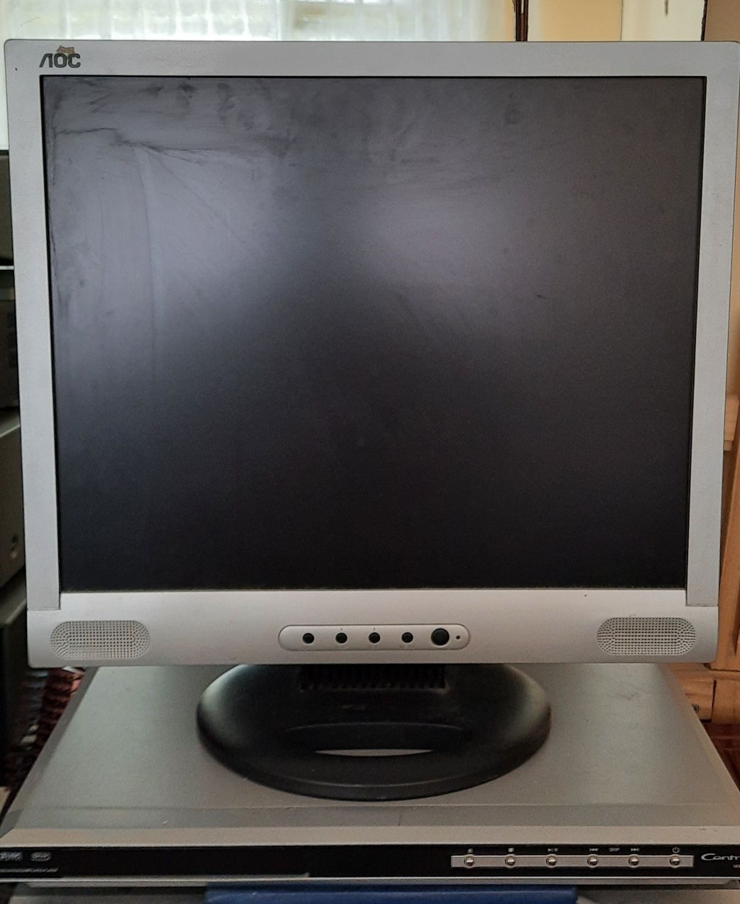 Monitor PC ,AOC Model LM 925