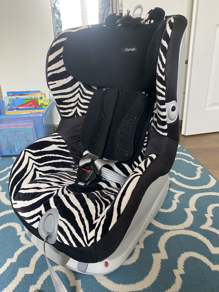 Столче за кола Britax Romer Trifix Zebra - 9-18кг