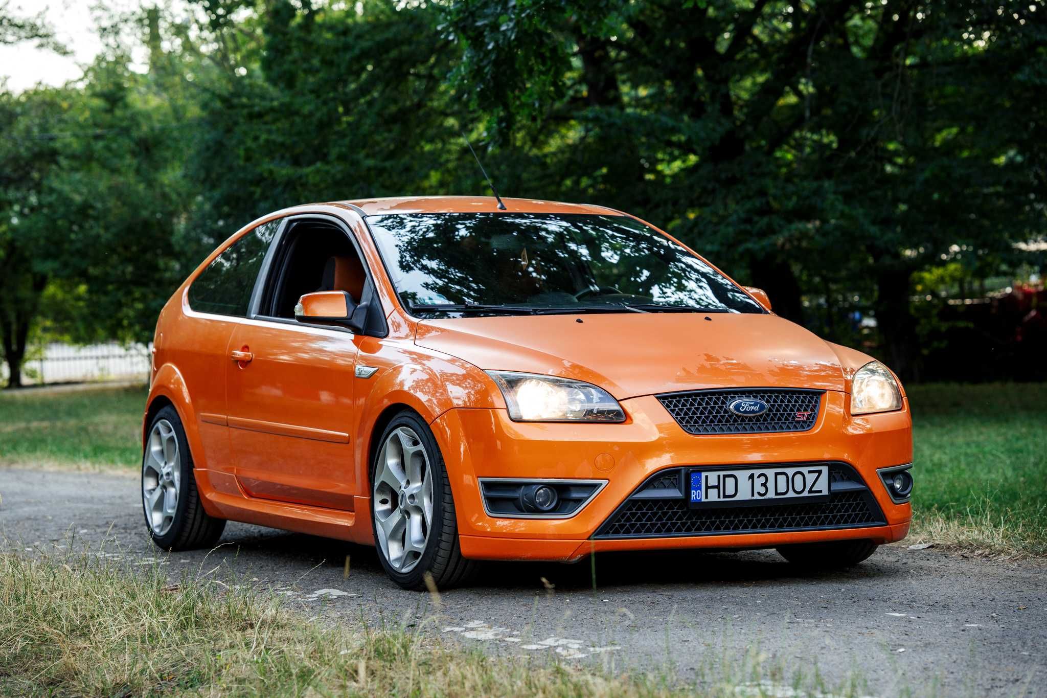 Ford  Focus ST Mk2 225