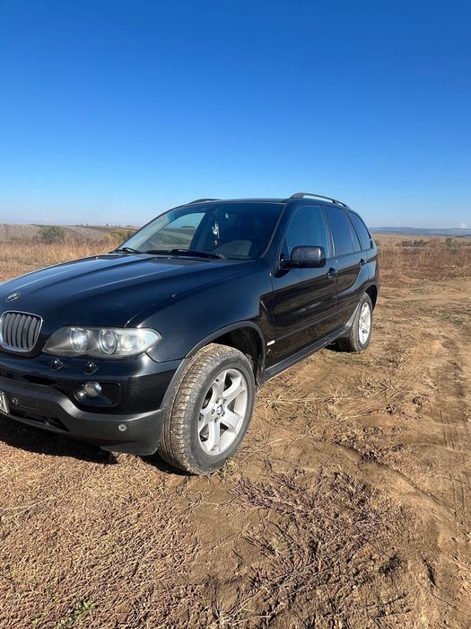 Vând BMW x5 E53 în stare bună de funcționare , cu fiscal