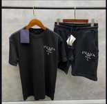 Екип Prada Milano