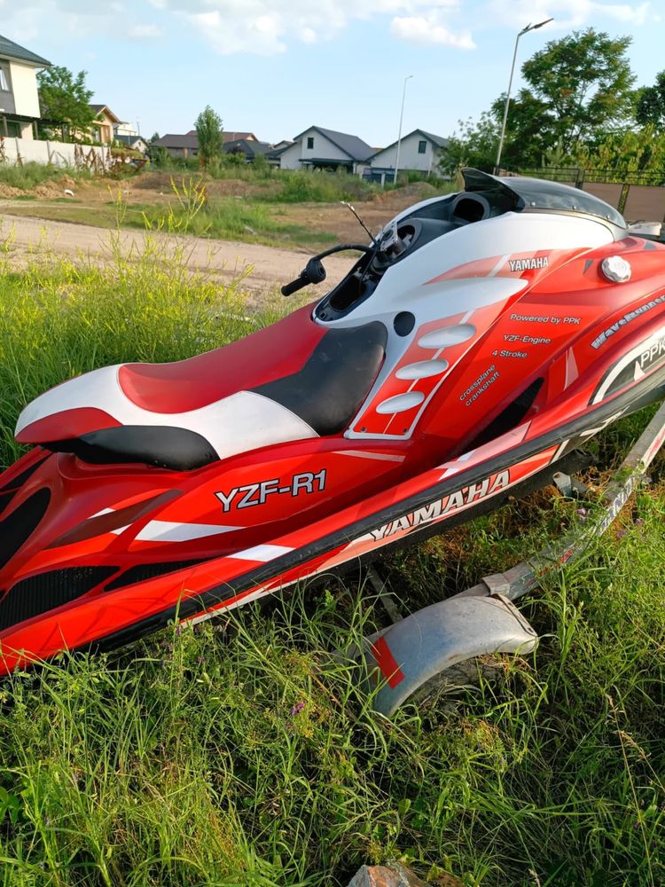 Skyjet Yamaha waverunner