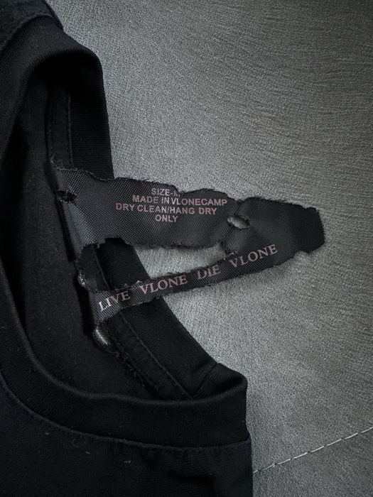 Тениска на Vlone