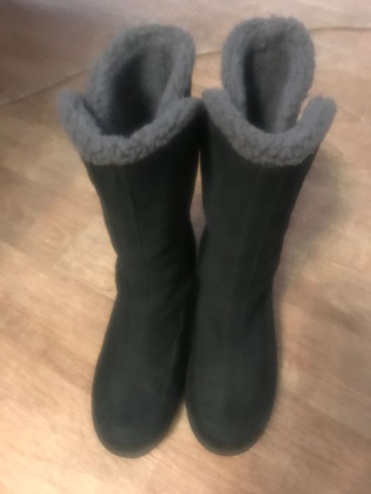 Сапоги женские продам