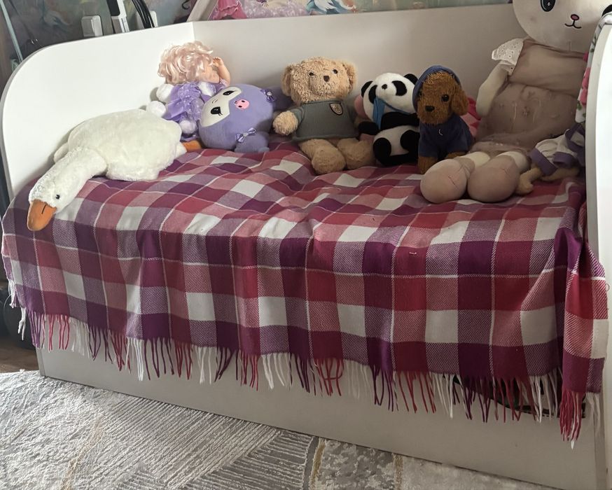 продается детская кровать