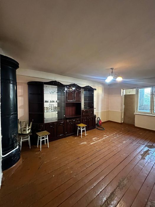 Срочно Продаётся квартира чукурсай,2/2