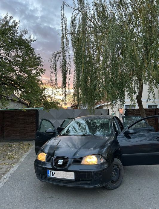 Vând Seat Ibiza în stare de funcționare