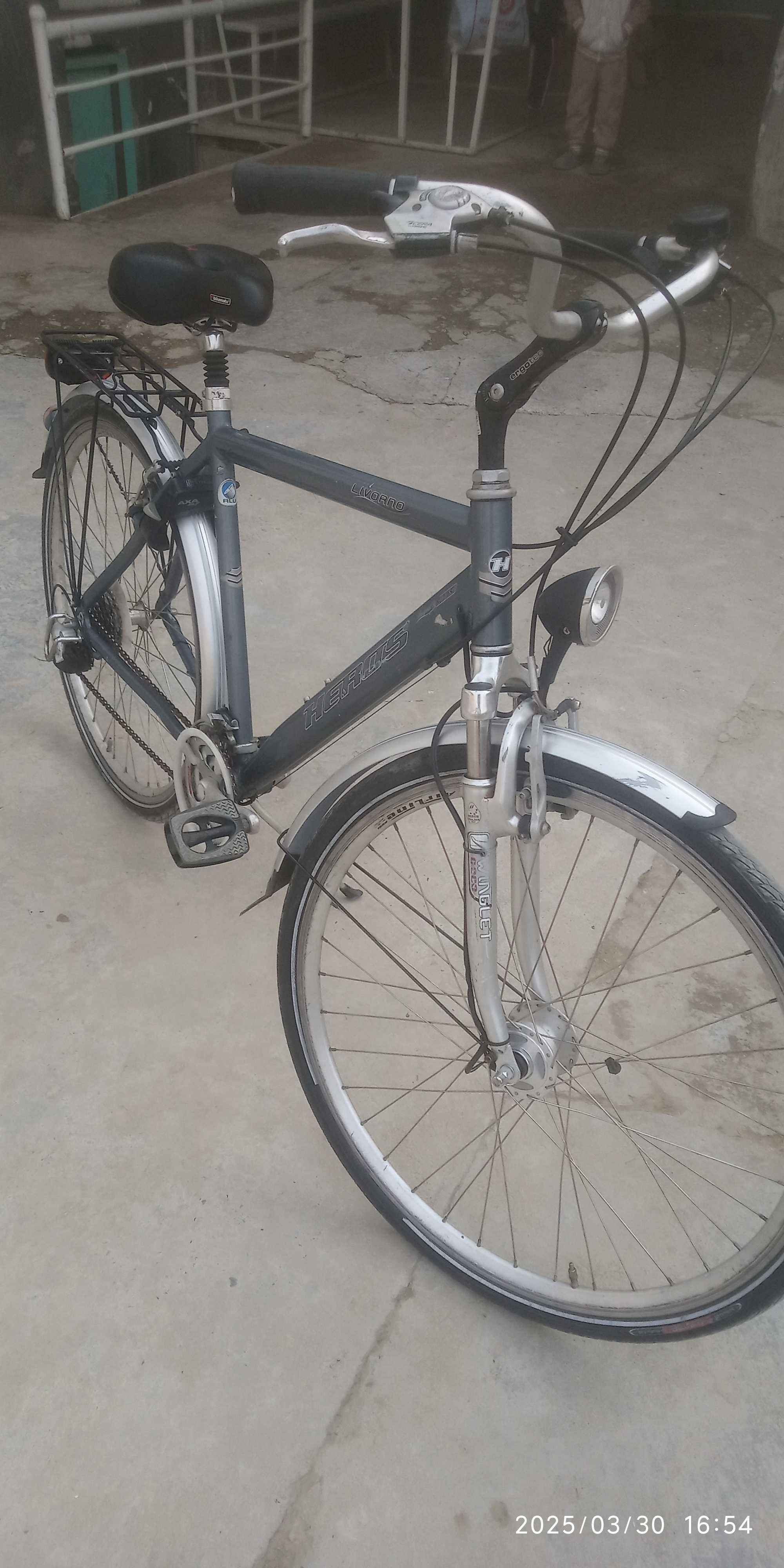 Velosiped sotiladi alyumin ram germanskiy