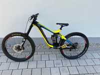 Bicicleta downhill Giant glory advanced carbon 2019