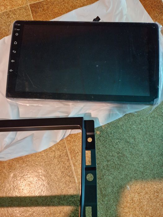 Мултимедия за автомобил бус