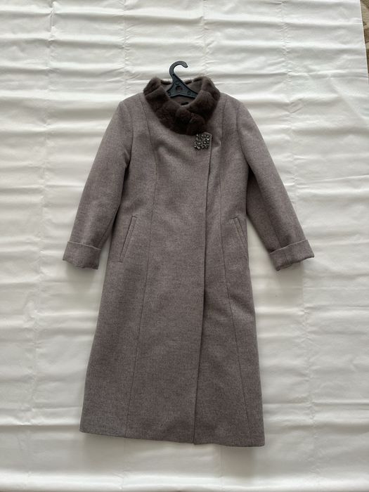 Продается пальто