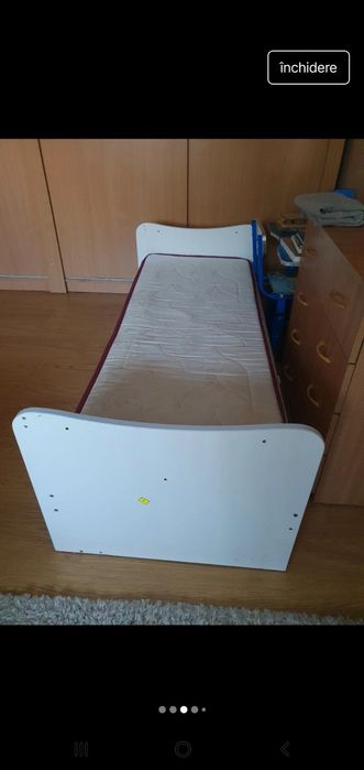 Pat cu comoda pentru copii