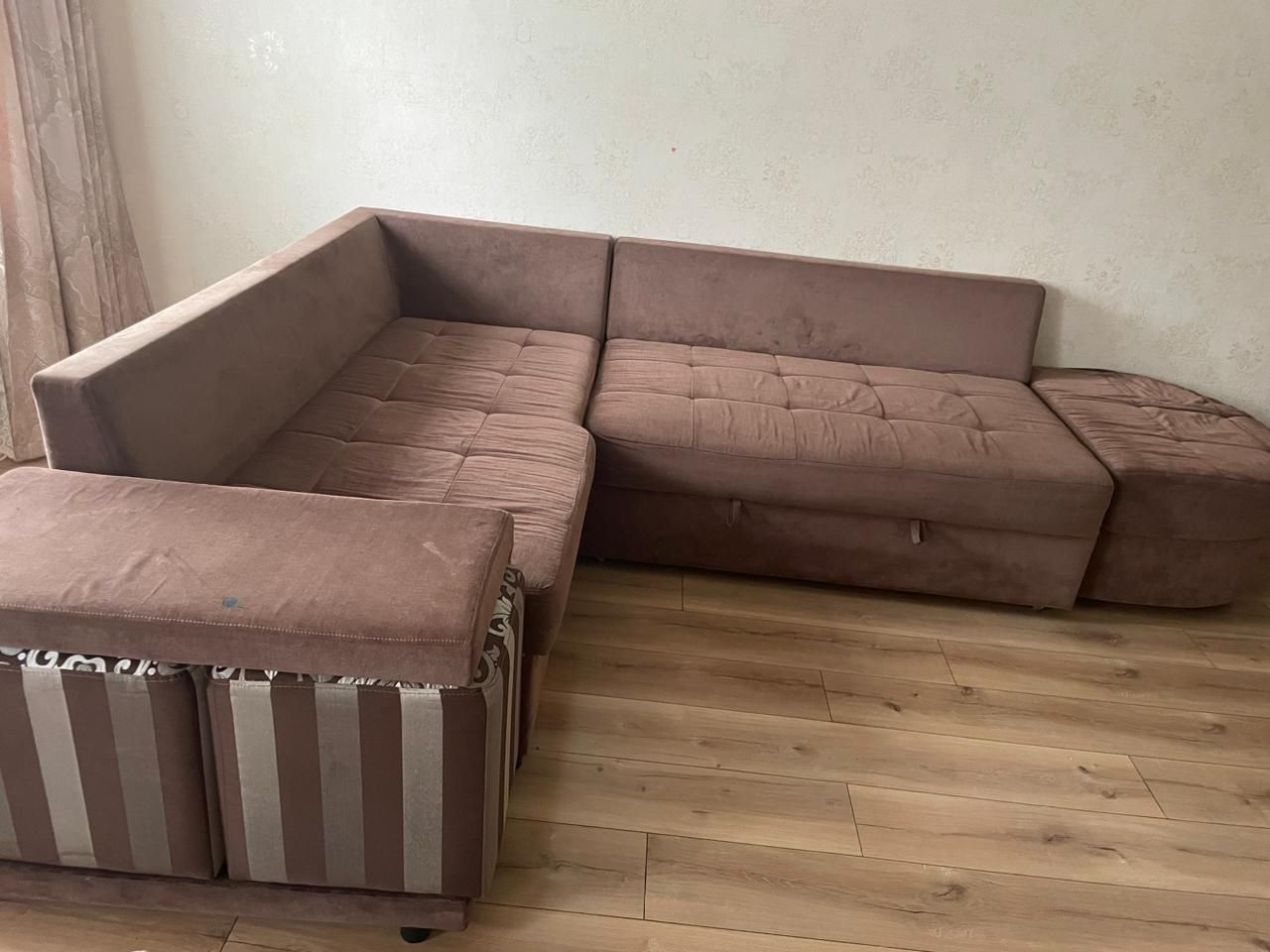 Диван продам в хорошем состоянии