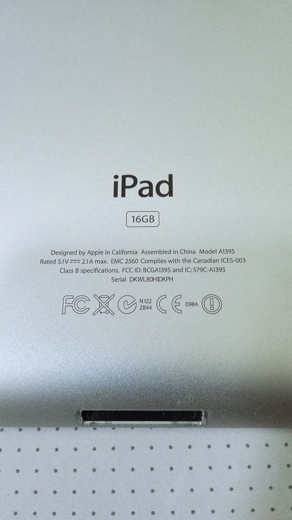 iPad 2.  16 гб оригинал