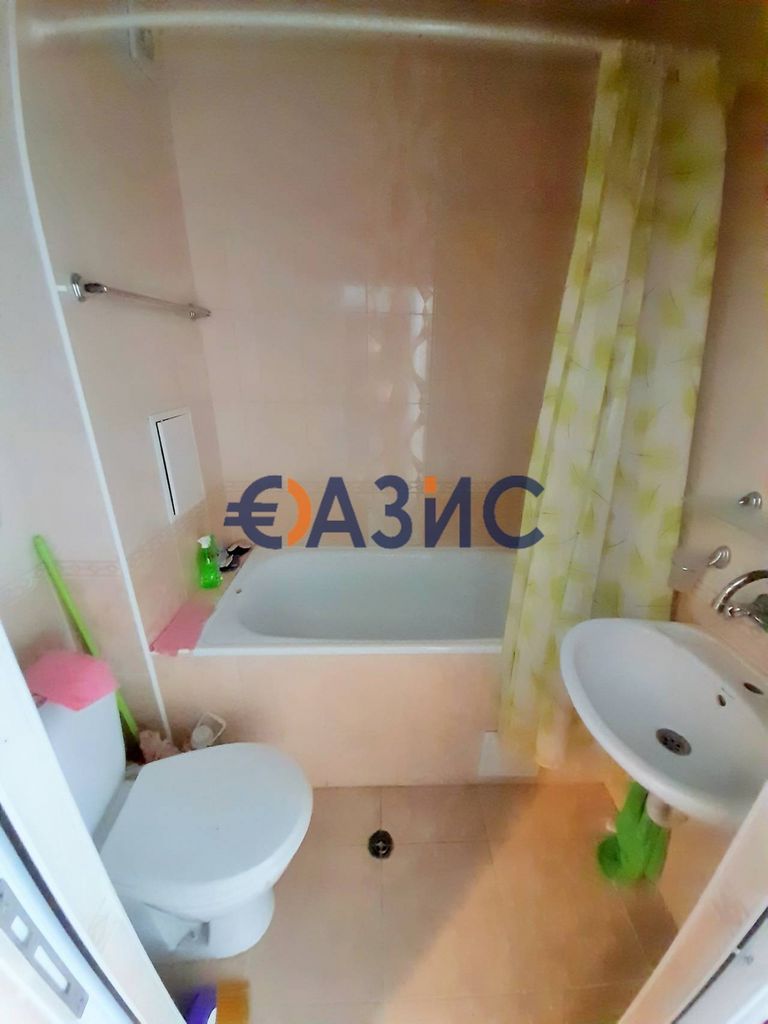 Продава се Двустаен апартамент в к.к. Слънчев бряг - 50 кв.м за 1150 €/кв.м - Снимка #9