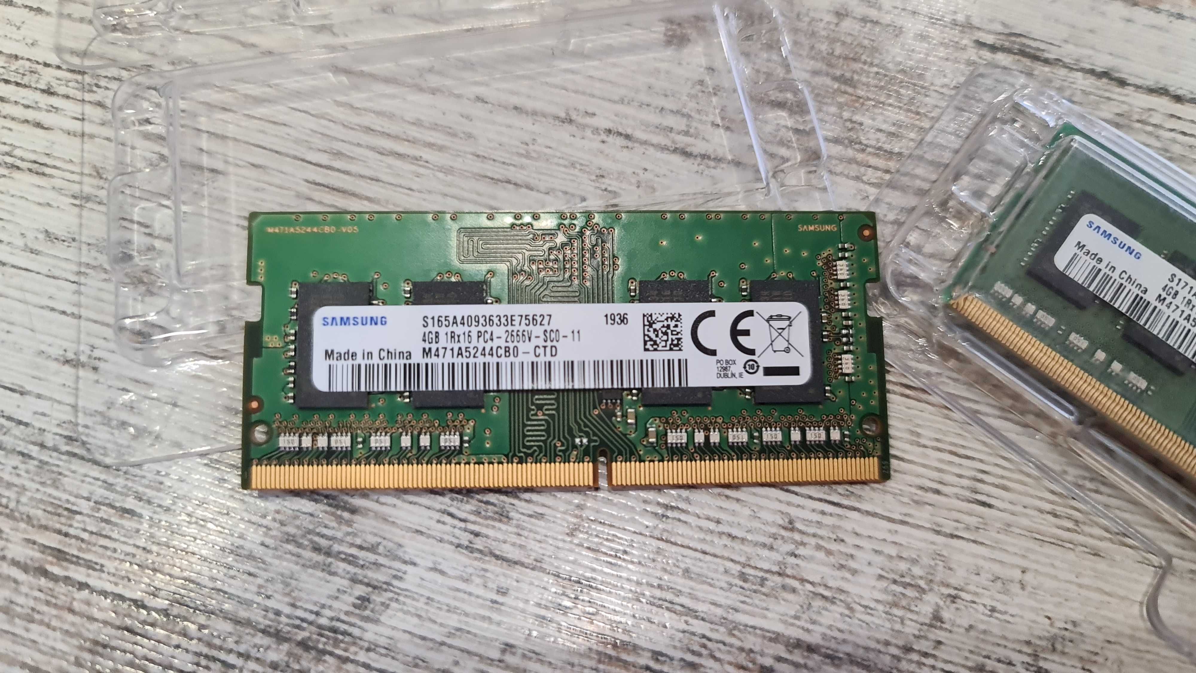 Продам SO-DIMM DDR4 2*4Gb