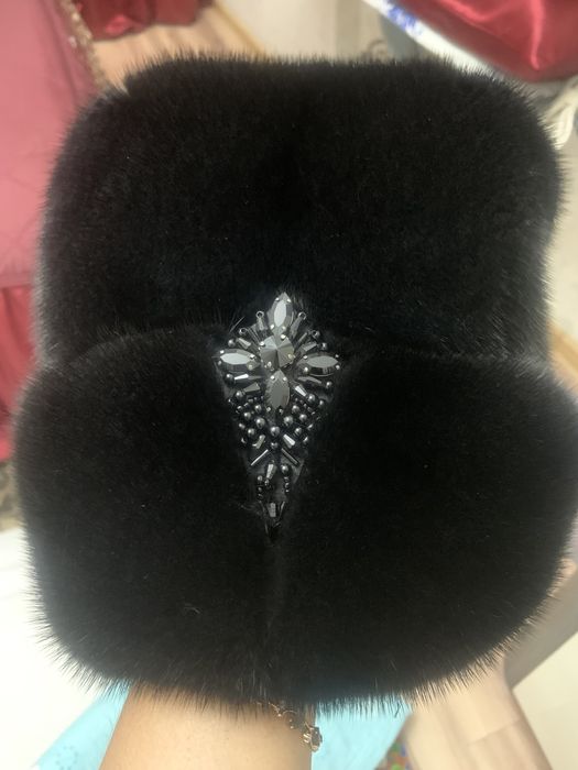 Продам норковую шапку